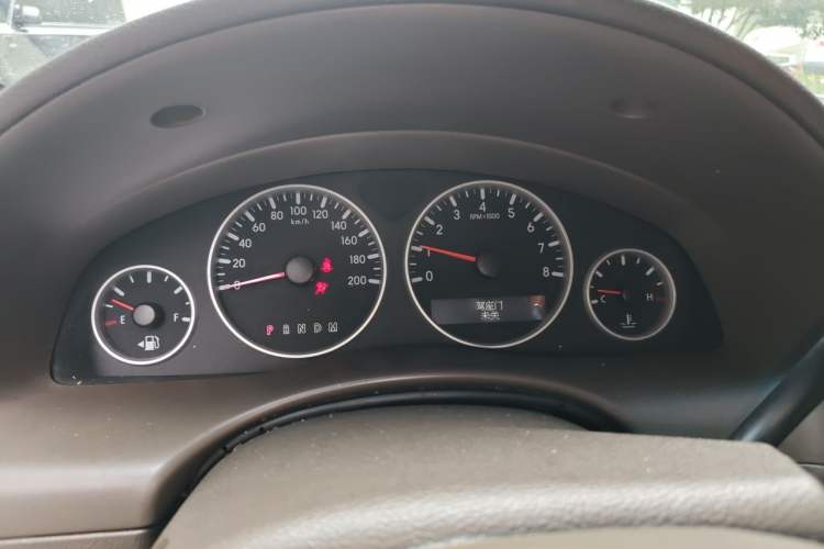 Used Buick GL8 2011 2.4L CT Comfort Edition Instrument Cluster