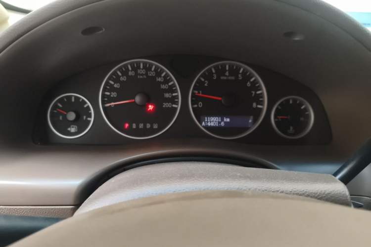 Used Buick GL8 2011 2.4L CT Comfort Edition Instrument Cluster