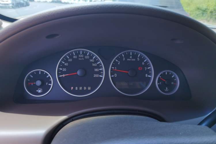 Used Buick GL8 2011 2.4L CT Comfort Edition Instrument Cluster