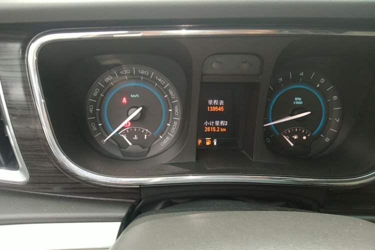 Used Buick GL8 2011 3.0L XT Luxury Business Flagship Edition Instrument Cluster