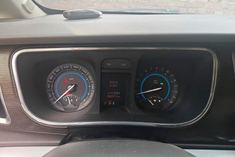 Used Buick GL8 2011 2.4L LT Luxury Business Executive Edition Instrument Cluster