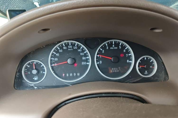 Used Buick GL8 2011 2.4L CT Comfort Edition Instrument Cluster