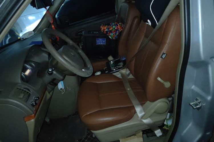 Used Buick GL8 2011 2.4L CT Comfort Edition Left Front Seat
