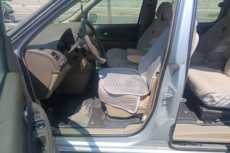 Used Buick GL8 2011 2.4L CT Comfort Edition Left Front Seat