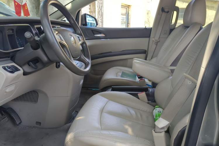 Used Buick GL8 2011 3.0L GT Luxury Business Haoya Edition Left Front Seat