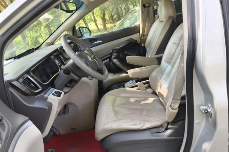 Used Buick GL8 2011 3.0L XT Luxury Business Flagship Edition Left Front Seat