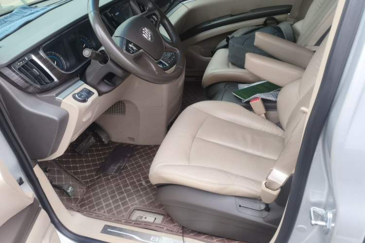 Used Buick GL8 2011 3.0L XT Luxury Business Flagship Edition Left Front Seat