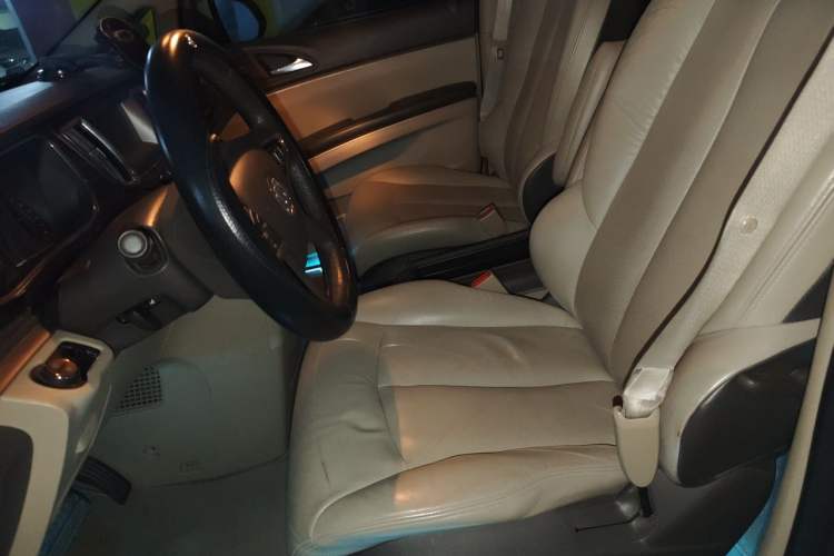 Used Buick GL8 2011 3.0L XT Luxury Business Flagship Edition Left Front Seat