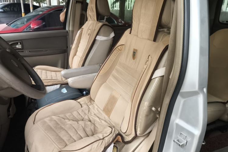 Used Buick GL8 2011 2.4L CT Comfort Edition Left Front Seat