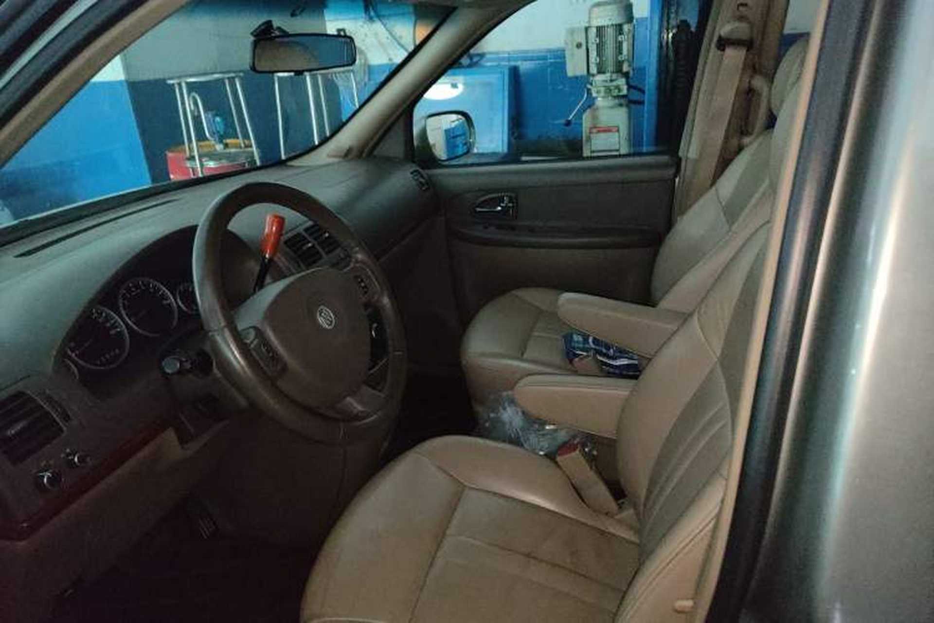 Used Buick GL8 2011 2.4L LT Executive Edition Left Front Seat