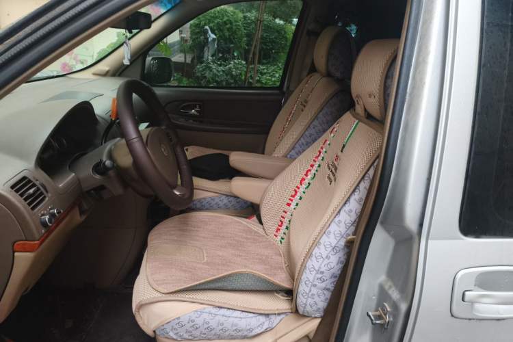 Used Buick GL8 2011 2.4L CT Comfort Edition Left Front Seat