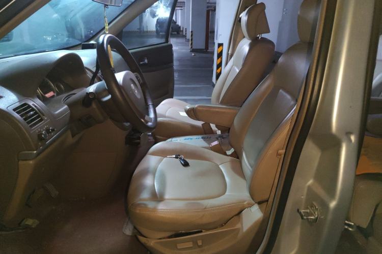 Used Buick GL8 2011 2.4L CT Comfort Edition Left Front Seat