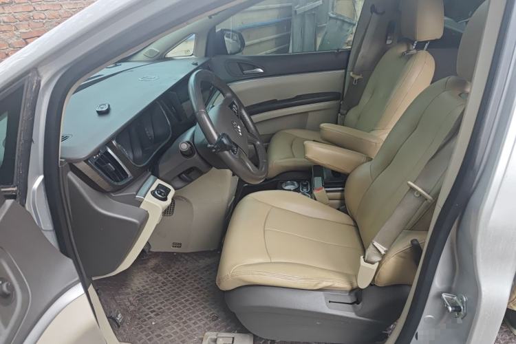 Used Buick GL8 2011 2.4L LT Luxury Business Executive Edition Left Front Seat