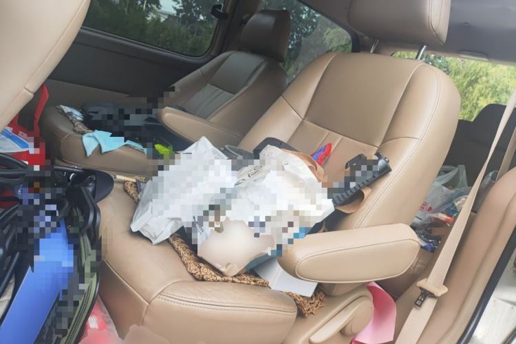 Used Buick GL8 2011 2.4L LT Executive Edition Left Rear Seat