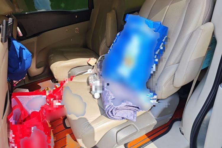 Used Buick GL8 2011 3.0L XT Luxury Business Flagship Edition Left Rear Seat