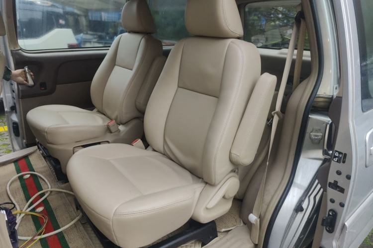 Used Buick GL8 2011 2.4L CT Comfort Edition Left Rear Seat