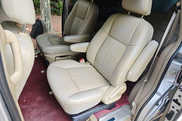 Used Buick GL8 2011 2.4L CT Comfort Edition Left Rear Seat