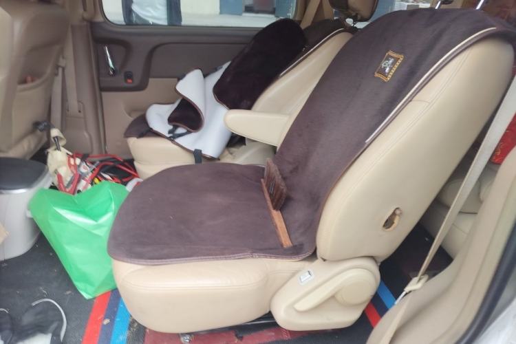 Used Buick GL8 2011 2.4L LT Executive Edition Left Rear Seat