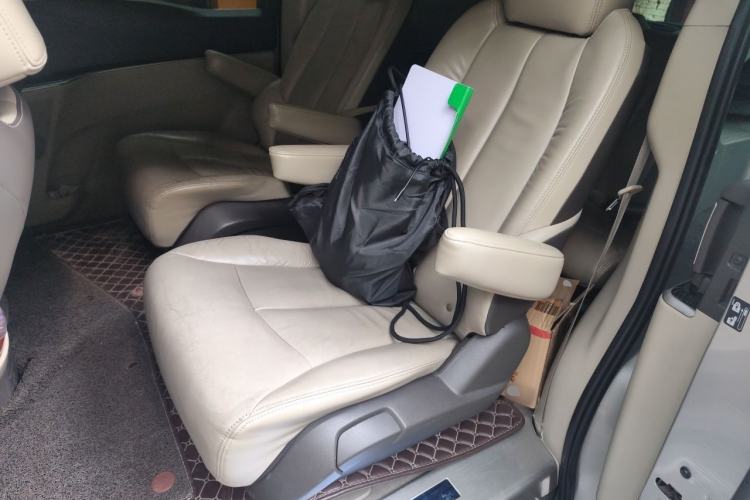 Used Buick GL8 2011 3.0L GT Luxury Business Haoya Edition Left Rear Seat