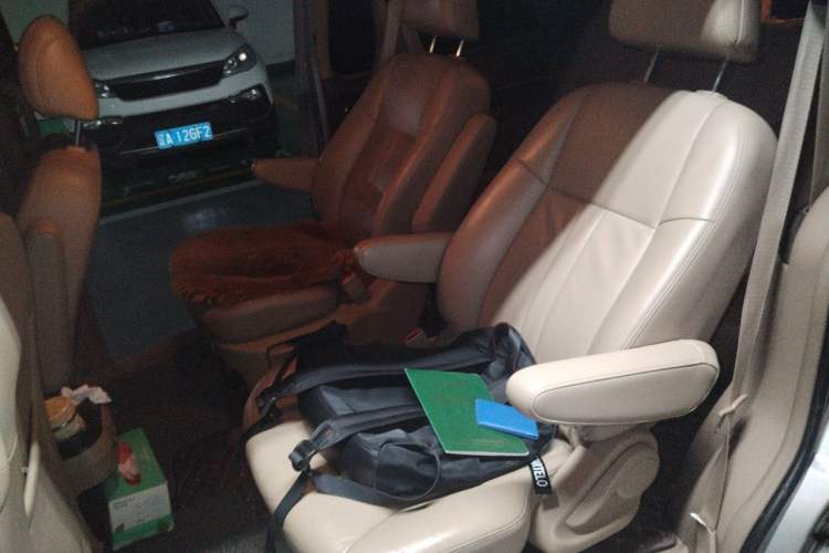 Used Buick GL8 2011 2.4L LT Executive Edition Left Rear Seat