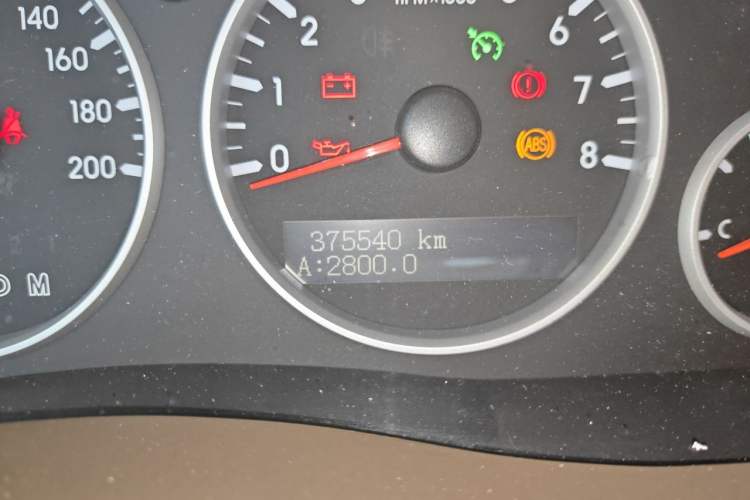 Used Buick GL8 2011 2.4L LT Executive Edition Odometer Close Up