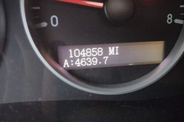 Used Buick GL8 2011 2.4L LT Executive Edition Odometer Close Up