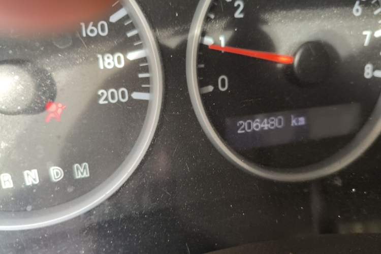 Used Buick GL8 2011 2.4L CT Comfort Edition Odometer Close Up