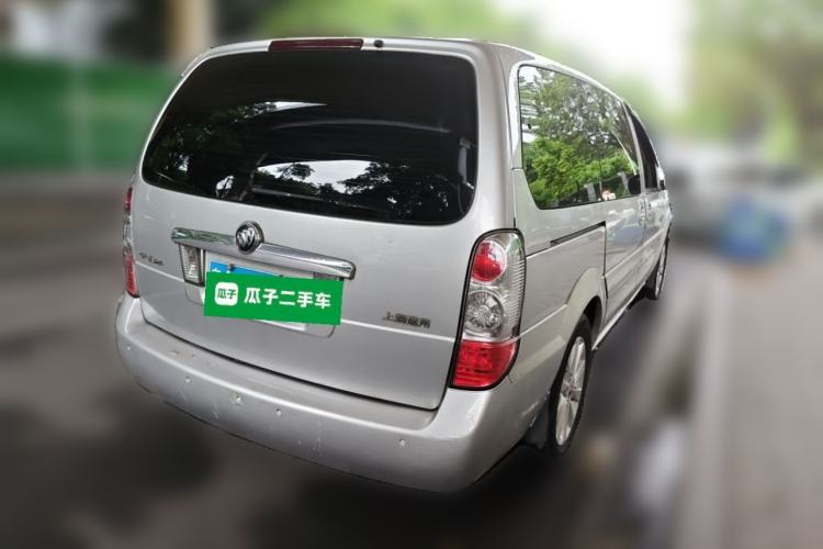 Used Buick GL8 2011 2.4L CT Comfort Edition Rear Right 45 Deg