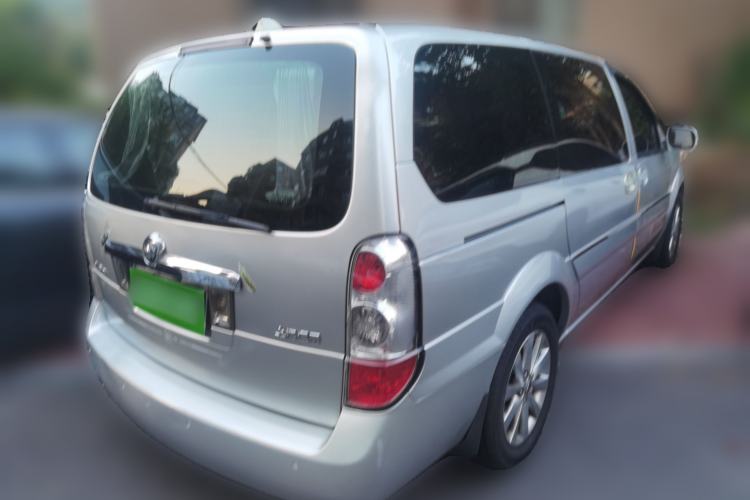 Used Buick GL8 2011 2.4L LT Executive Edition Rear Right 45 Deg