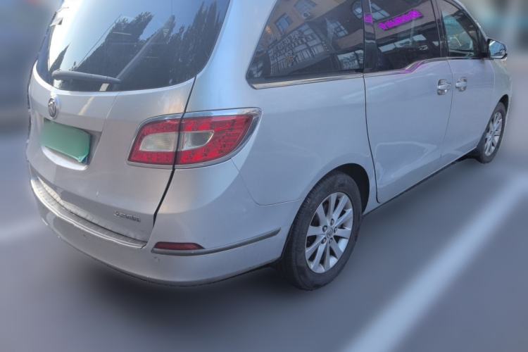 Used Buick GL8 2011 2.4L CT Comfort Edition Rear Right 45 Deg