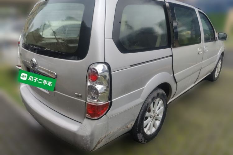 Used Buick GL8 2011 2.4L CT Comfort Edition Rear Right 45 Deg