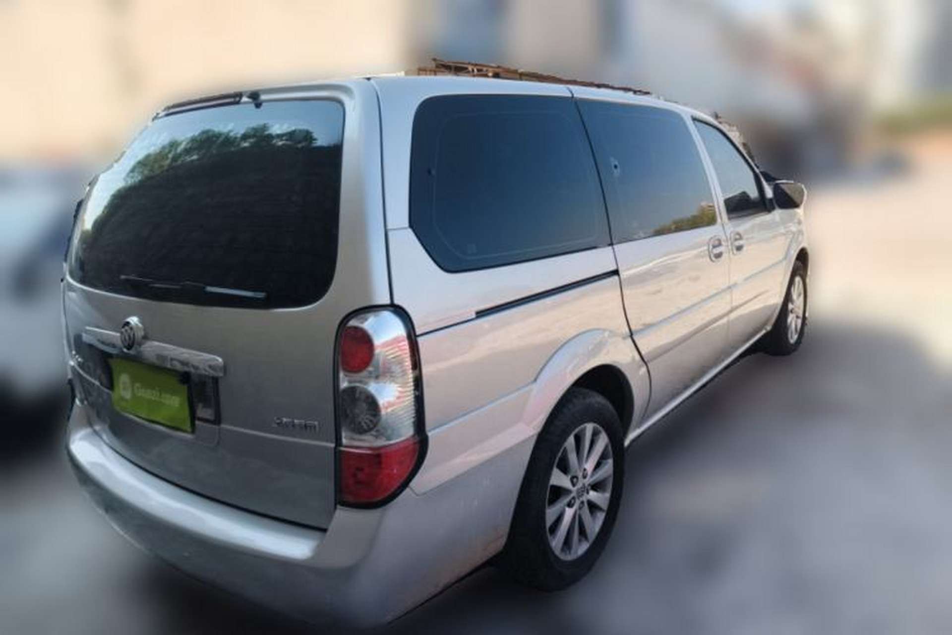 Used Buick GL8 2011 2.4L CT Comfort Edition Rear Right 45 Deg