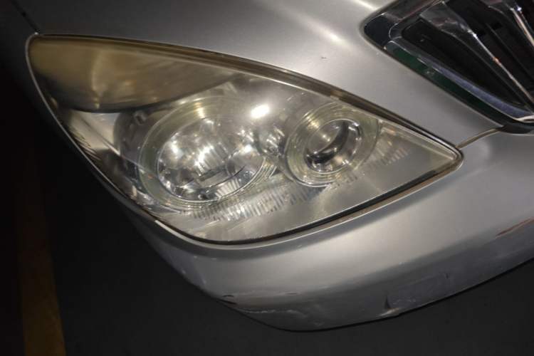 Used Buick GL8 2011 2.4L CT Comfort Edition Right Front Headlight