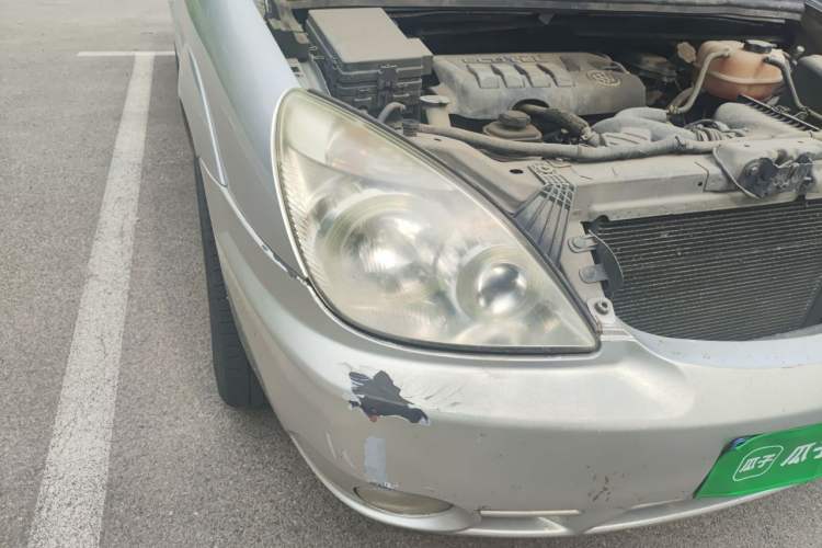 Used Buick GL8 2011 2.4L LT Executive Edition Right Front Headlight