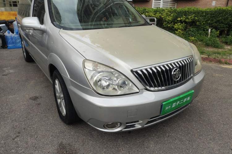Used Buick GL8 2011 2.4L CT Comfort Edition Right Front Headlight