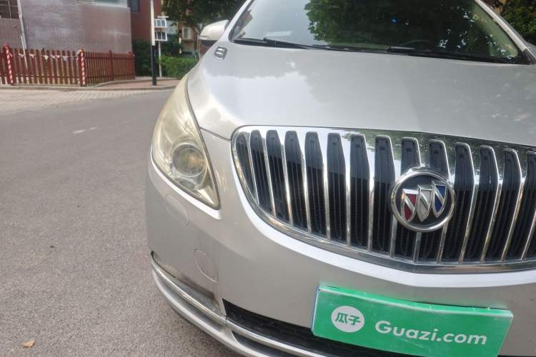Used Buick GL8 2011 2.4L LT Luxury Business Executive Edition Right Front Headlight