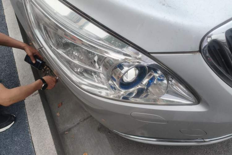 Used Buick GL8 2011 3.0L XT Luxury Business Flagship Edition Right Front Headlight