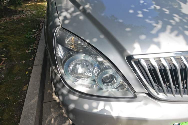 Used Buick GL8 2011 2.4L LT Executive Edition Right Front Headlight