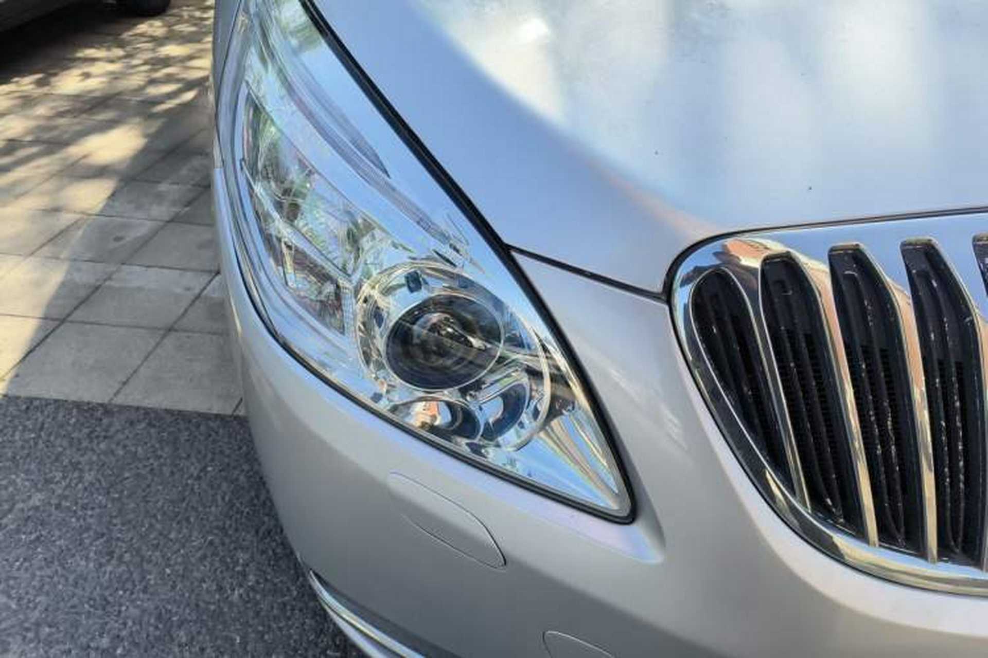Used Buick GL8 2011 3.0L XT Luxury Business Flagship Edition Right Front Headlight