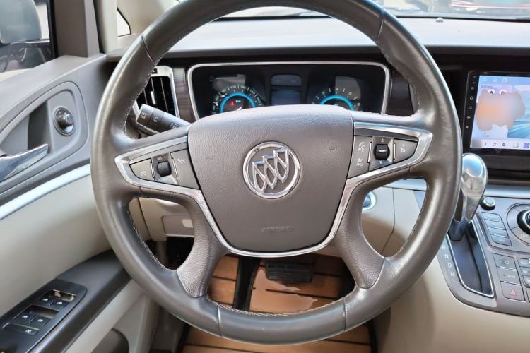 Used Buick GL8 2011 3.0L XT Luxury Business Flagship Edition Steering Wheel