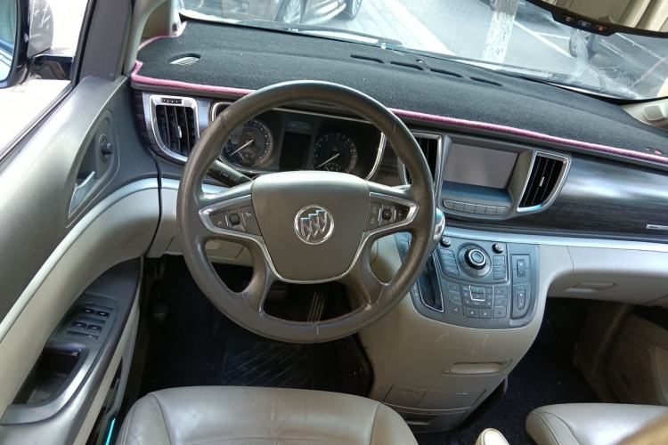 Used Buick GL8 2011 3.0L XT Luxury Business Flagship Edition Steering Wheel