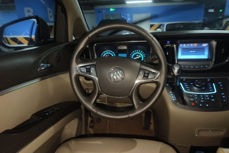 Used Buick GL8 2011 2.4L LT Luxury Business Executive Edition Steering Wheel