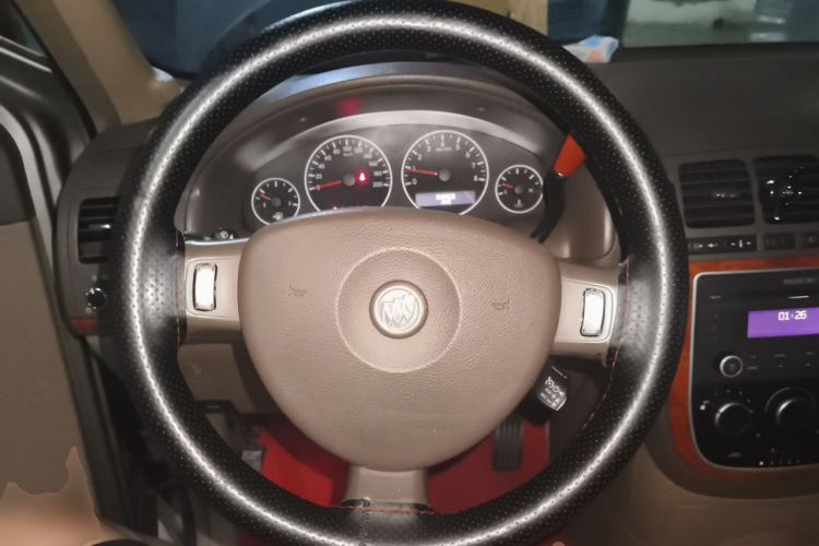Used Buick GL8 2011 2.4L LT Executive Edition Steering Wheel