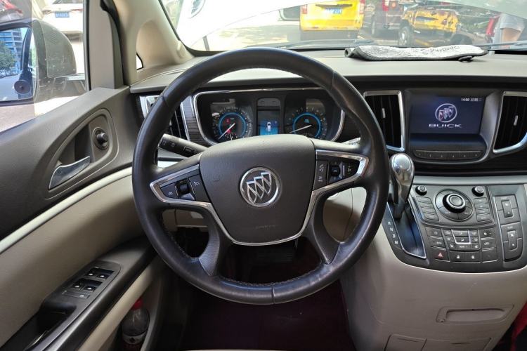 Used Buick GL8 2011 3.0L GT Luxury Business Haoya Edition Steering Wheel