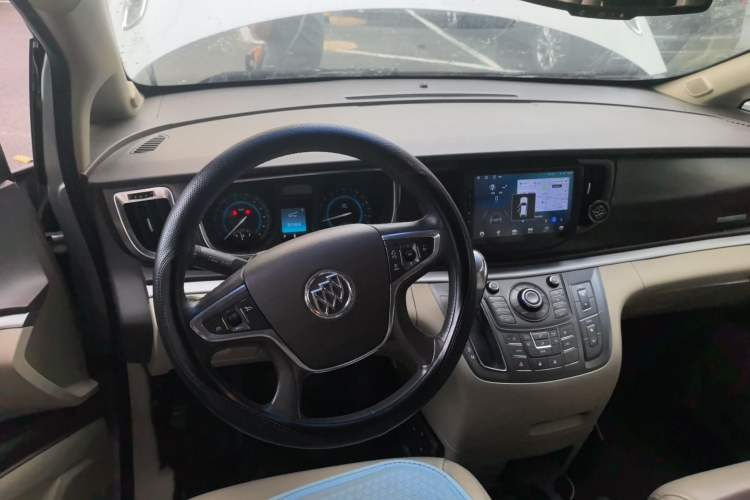 Used Buick GL8 2011 2.4L LT Luxury Business Executive Edition Steering Wheel