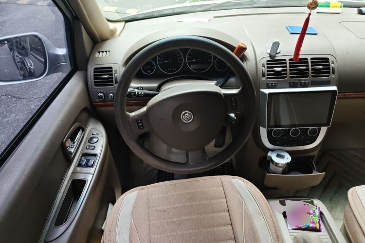 Used Buick GL8 2011 2.4L CT Comfort Edition Steering Wheel