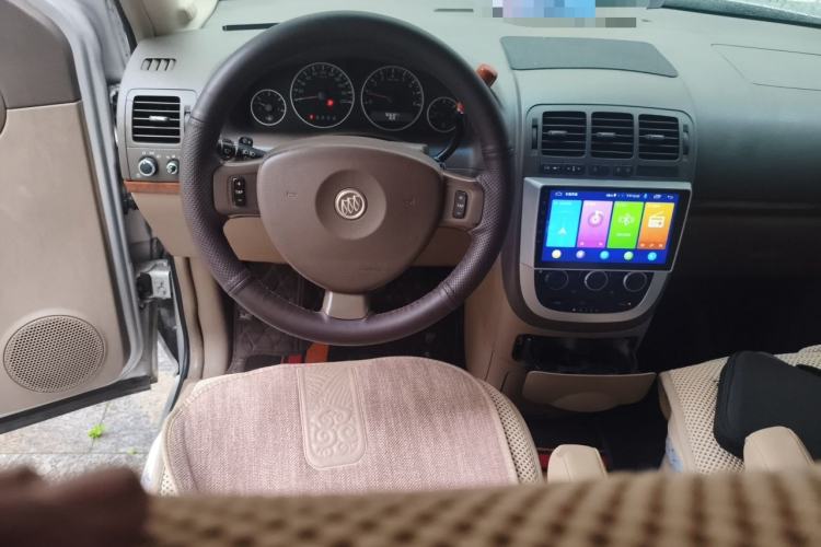 Used Buick GL8 2011 2.4L CT Comfort Edition Steering Wheel