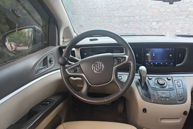 Used Buick GL8 2011 2.4L LT Luxury Business Executive Edition Steering Wheel