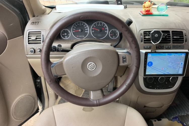 Used Buick GL8 2011 2.4L CT Comfort Edition Steering Wheel