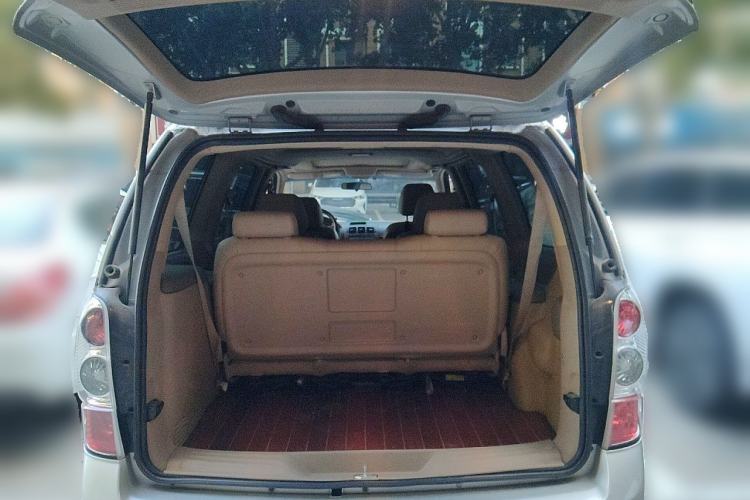 Used Buick GL8 2011 2.4L LT Executive Edition Trunk